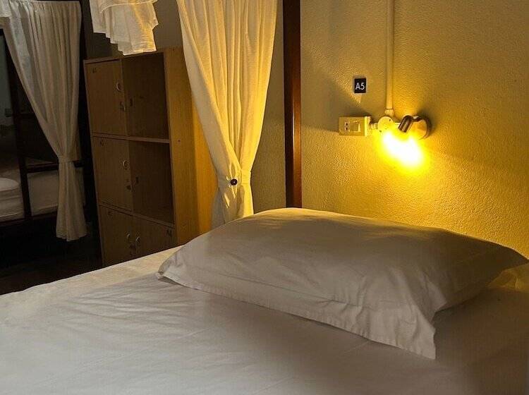 هاستل Aforetime House @ Samui