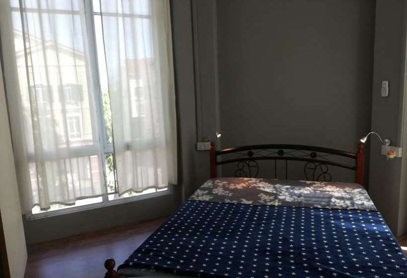 هاستل Villa Dadap Miri
