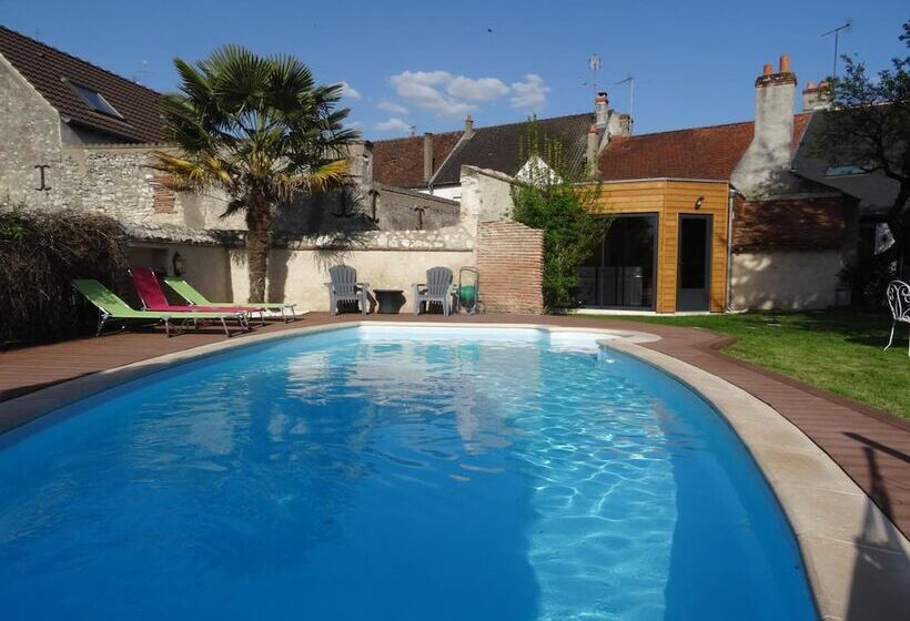 تختخواب و صبحانه Le Clos Elisa