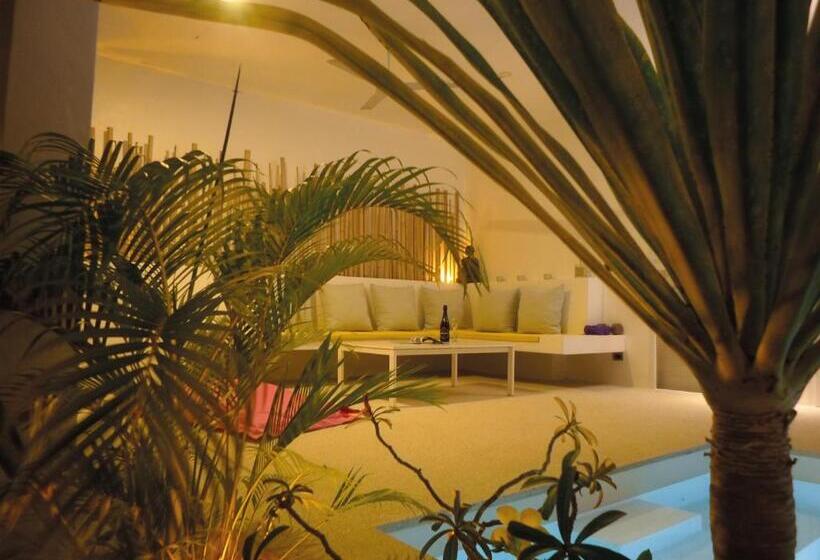 Chuan Chom Villas