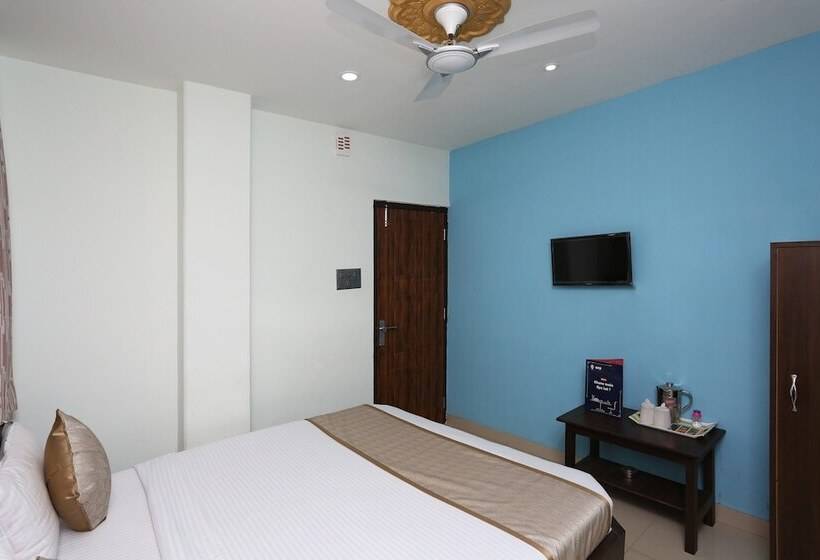 هتل O Aashray Guest House