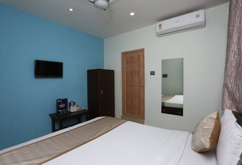هتل O Aashray Guest House