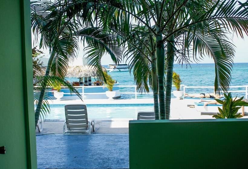 هتل Ocean Palms