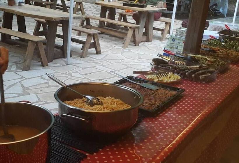 هتل Simurg Evleri Olympos