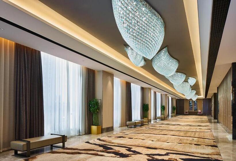 هتل Wanda Realm Qiqihar