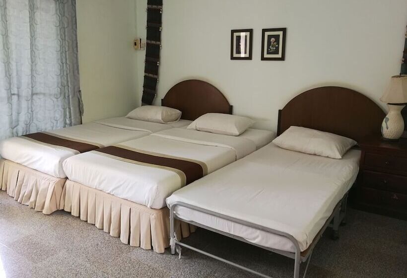 پانسیون Aow Noi Sea View Resort