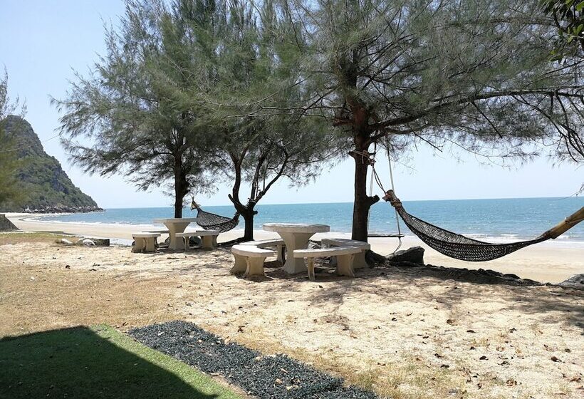 پانسیون Aow Noi Sea View Resort