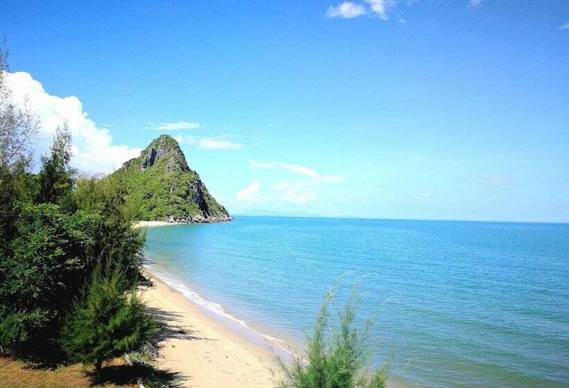 پانسیون Aow Noi Sea View Resort