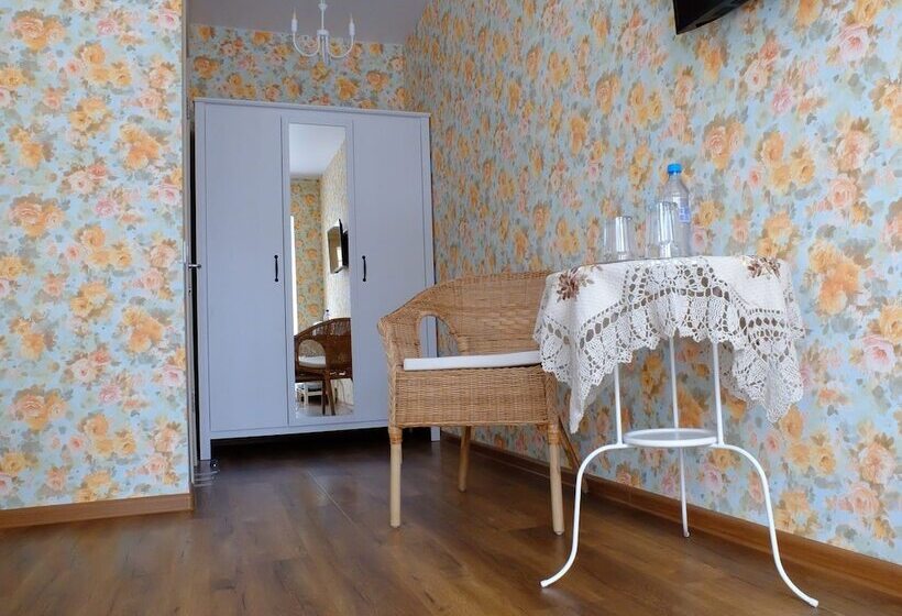 پانسیون Dacha Beliy Bereg