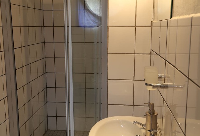 Пансион Uakiii Eco Guesthouse