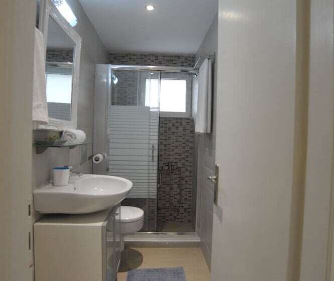 پانسیون Vanessa's Rooms & Apartments