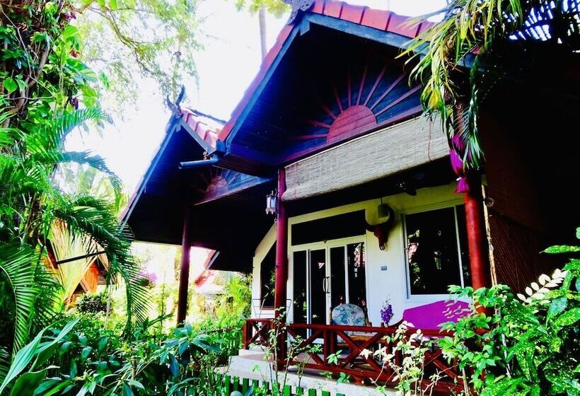 استراحتگاه Starbay Samui