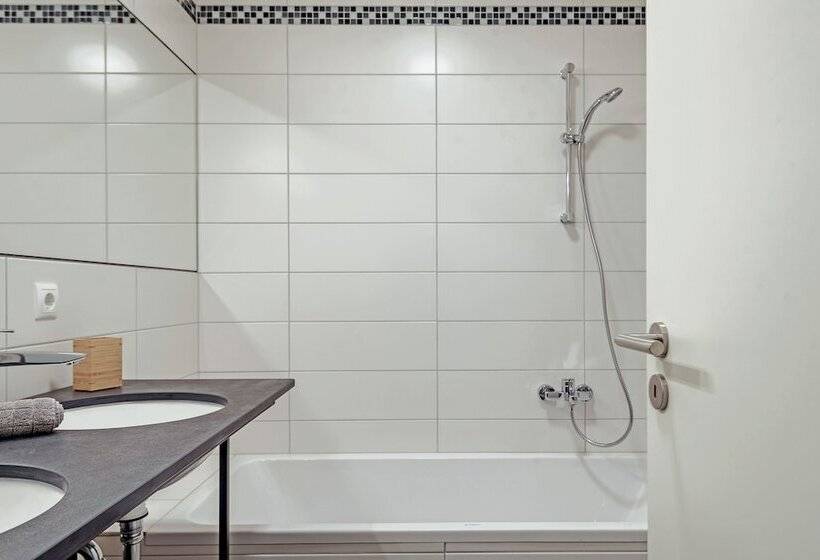 Vistay Apartments