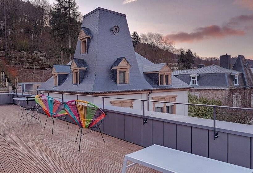 Vistay Apartments