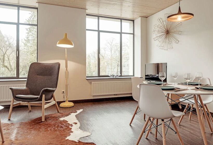 Vistay Apartments