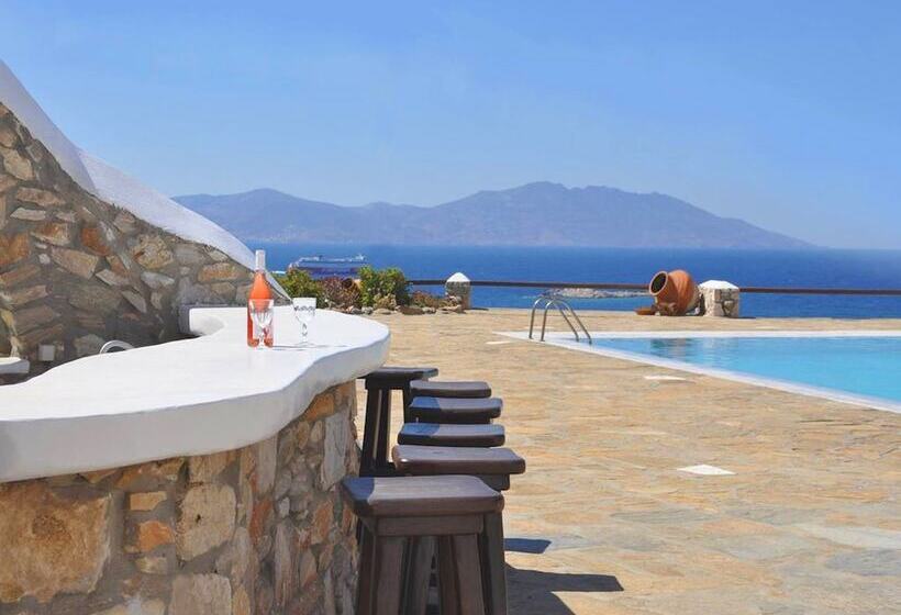 Zeus Seafront Villa
