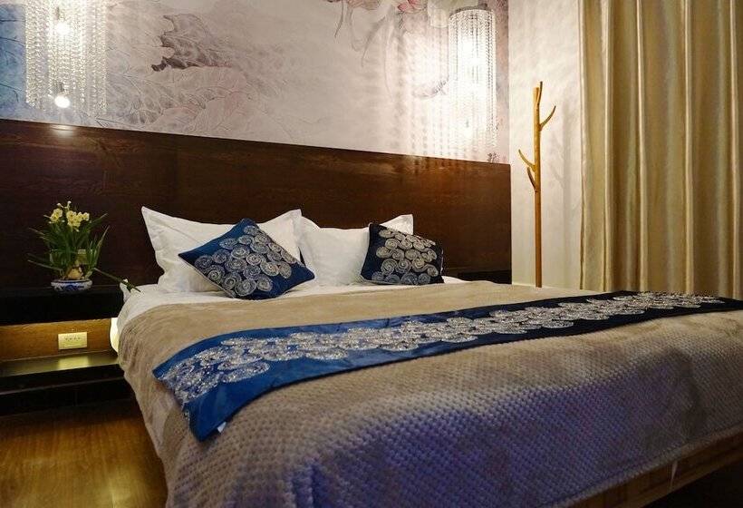 Dali Five Elements Hostel