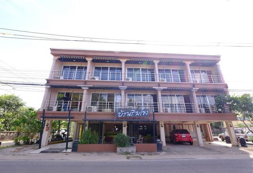 هتل Baan Rim Khong