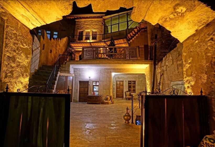 هتل Cappadocia Cave House
