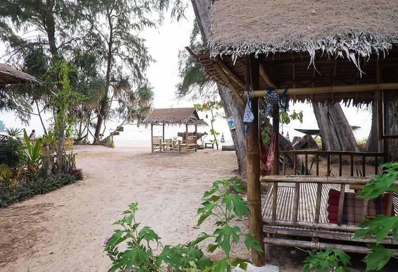 Hotel Deeland Bungalows