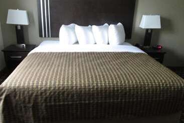 هتل Sigma Inn & Suites