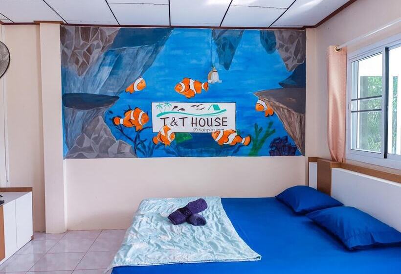 هتل T And T House