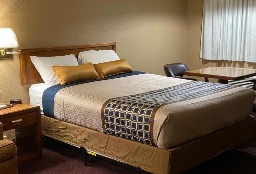 فندق على الطريق Royal Inn