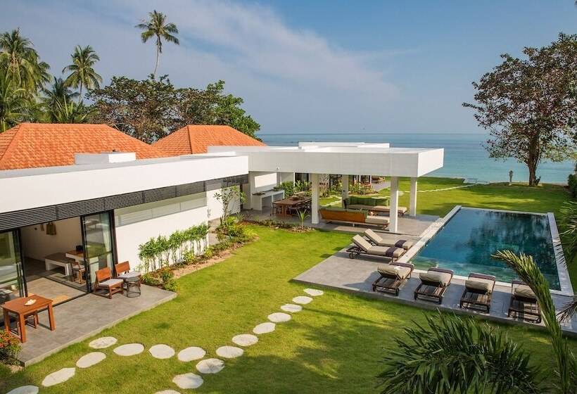 Villa Thansamaay