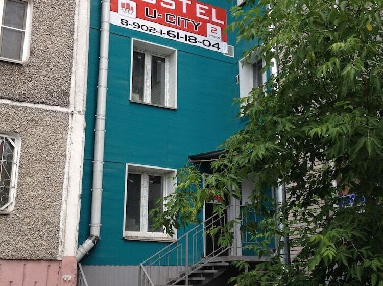Hostel U City