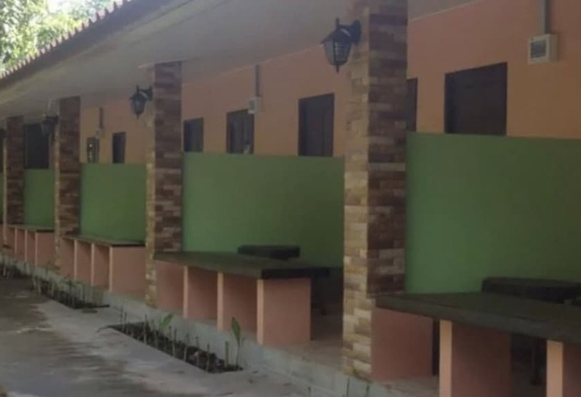 هتل Amazon Villas