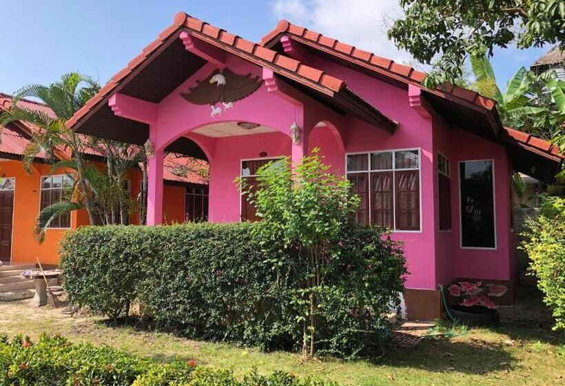 هتل Baan Archa Samui