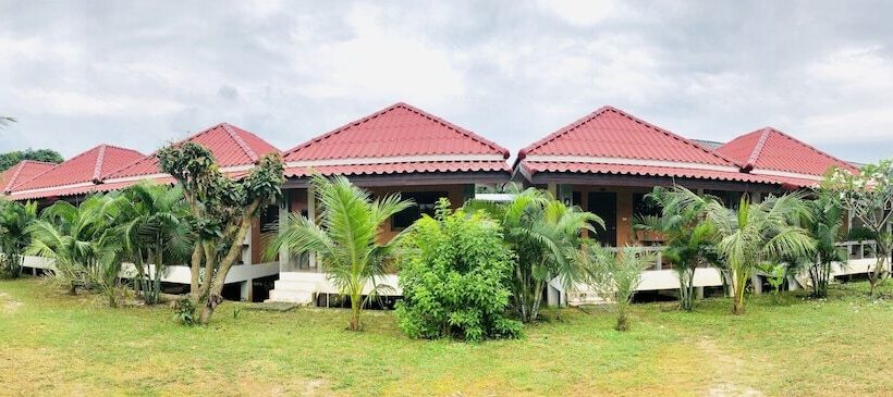 هتل Baan Archa Samui