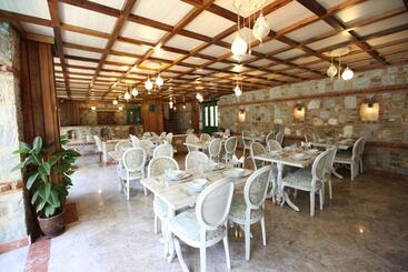 هتل Celsus Boutique