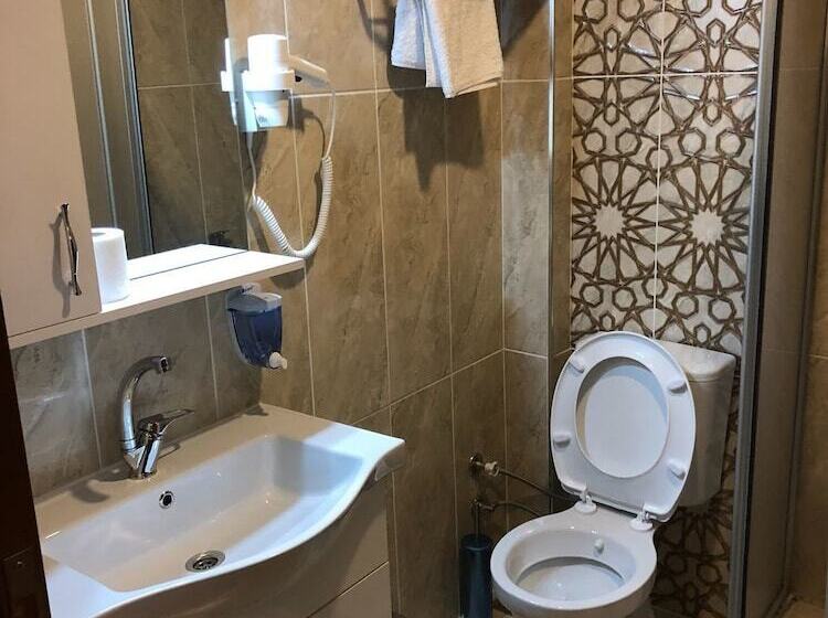 هتل Güven