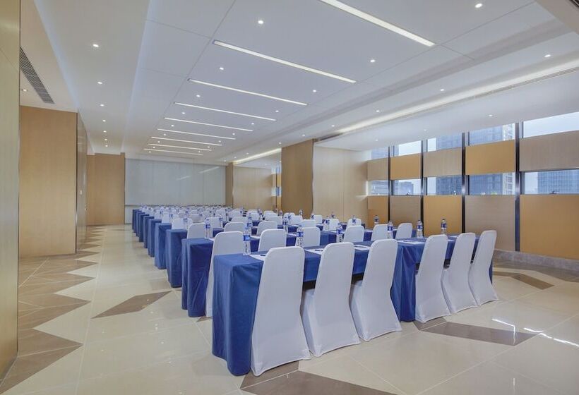هتل Holiday Inn Express Zhengzhou Longzi Lake, An Ihg
