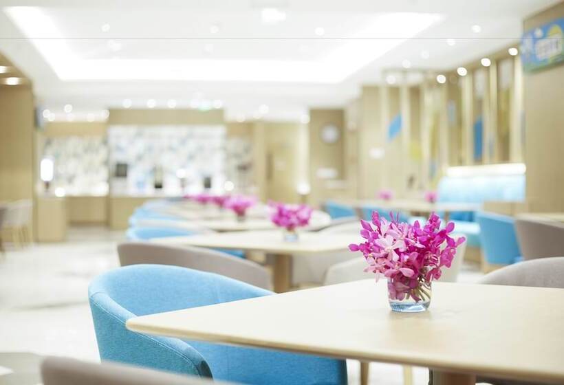 هتل Holiday Inn Express Zhengzhou Longzi Lake, An Ihg