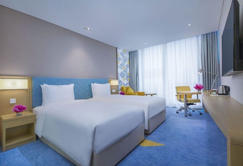 هتل Holiday Inn Express Zhengzhou Longzi Lake, An Ihg