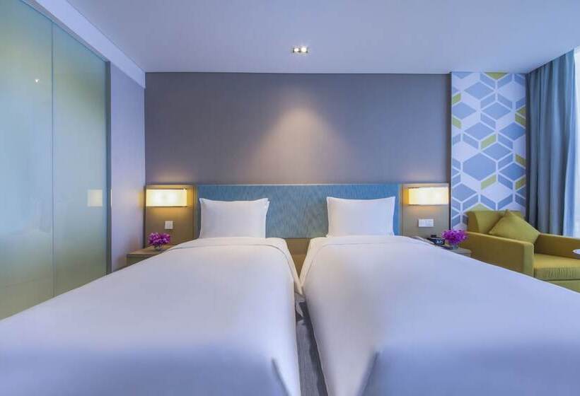 هتل Holiday Inn Express Zhengzhou Longzi Lake, An Ihg