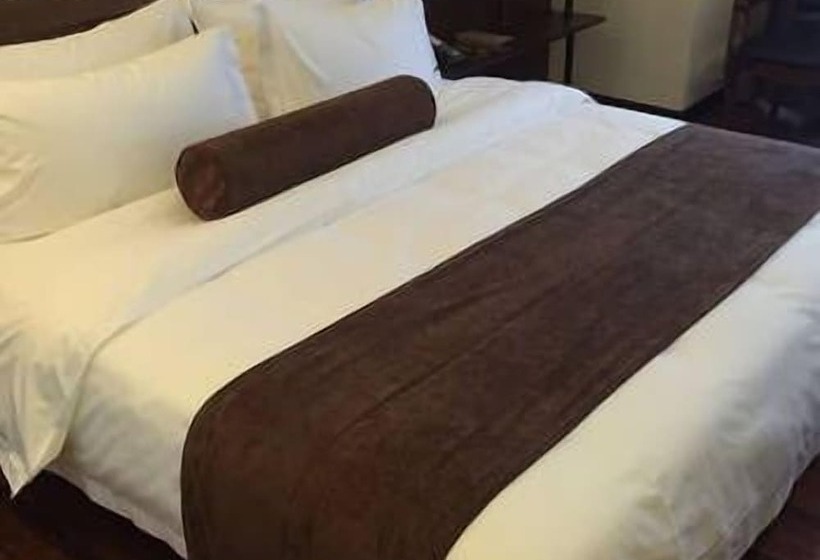 هتل James Joyce Coffetel