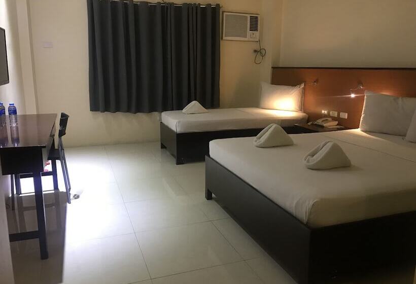 هتل Krishatel Leisure Inn