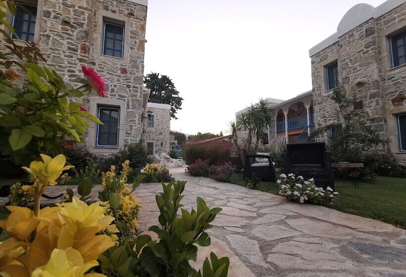 هتل La Petra Datca