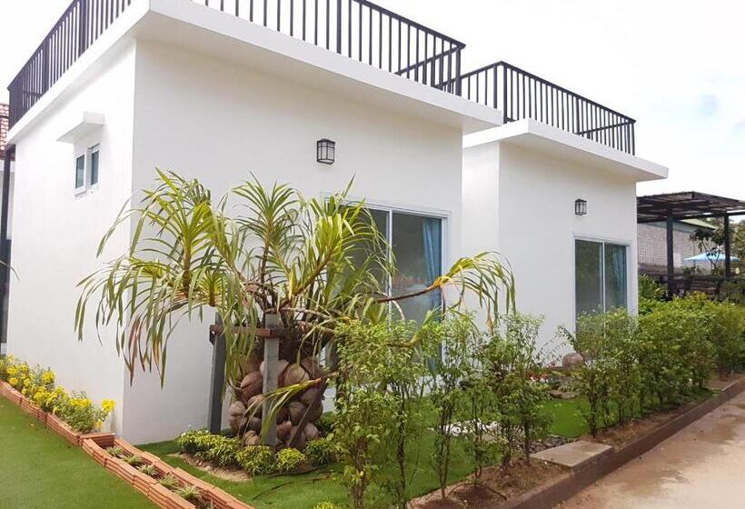 هتل Phannarai House