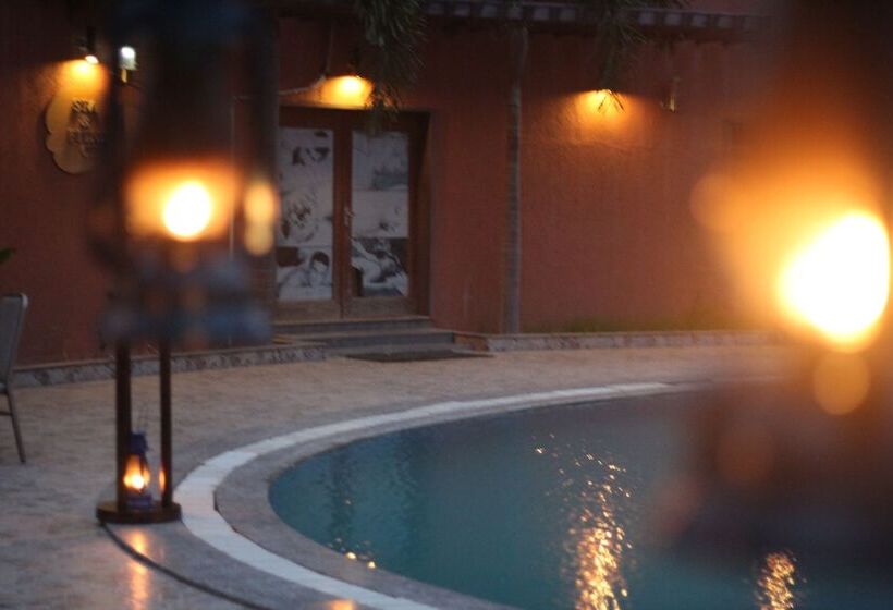 酒店 Seven Sky Clarks Exotica