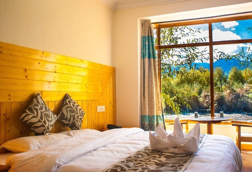 هتل The Nature Residency A Riverside Resort In Leh