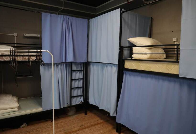 هتل Travel Inn Vystavochnaya