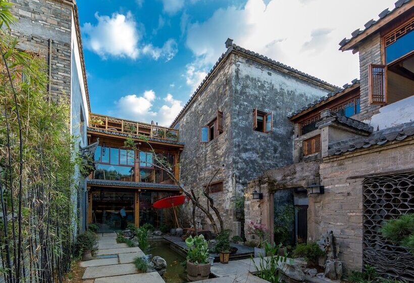 پانسیون Huangshan Huanchun·bingyu Resort