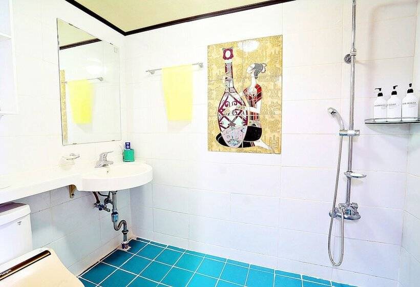 Пансион Jeju Beach House