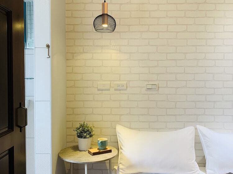 پانسیون Oyaji Guesthouse