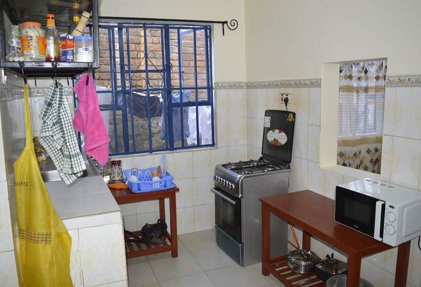 پانسیون Swahili Home Stay