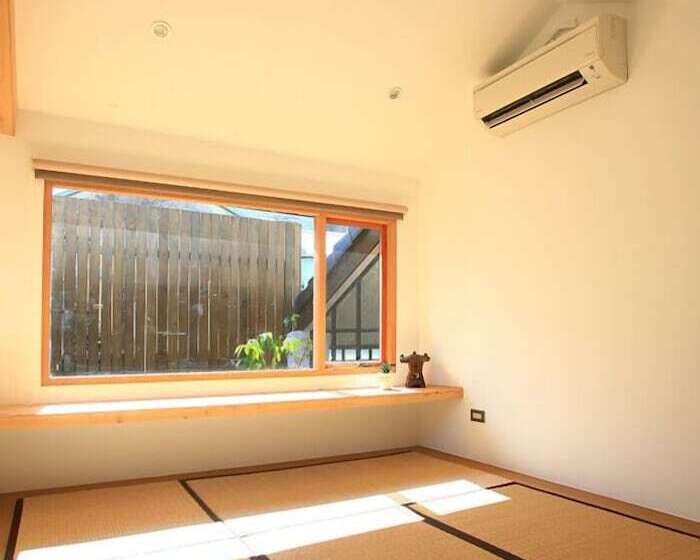 تختخواب و صبحانه Antsu